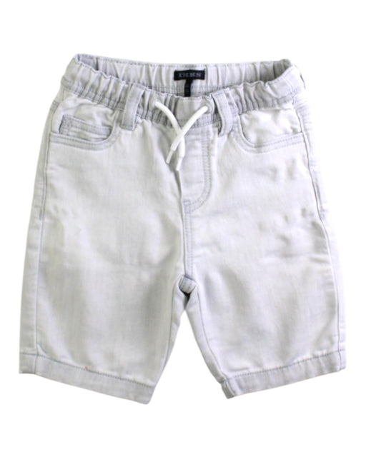 A White Shorts from IKKS in size 4T for boy. (Front View)