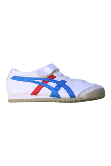 A White Sneakers from Onitsuka Tiger in size 5T for boy. (Front View)