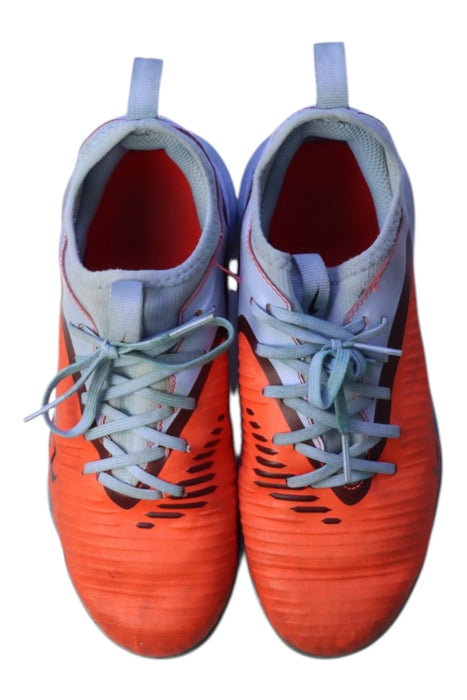 A Red Cleats/Soccer Shoes from Nike in size 10Y for boy. (Back View)