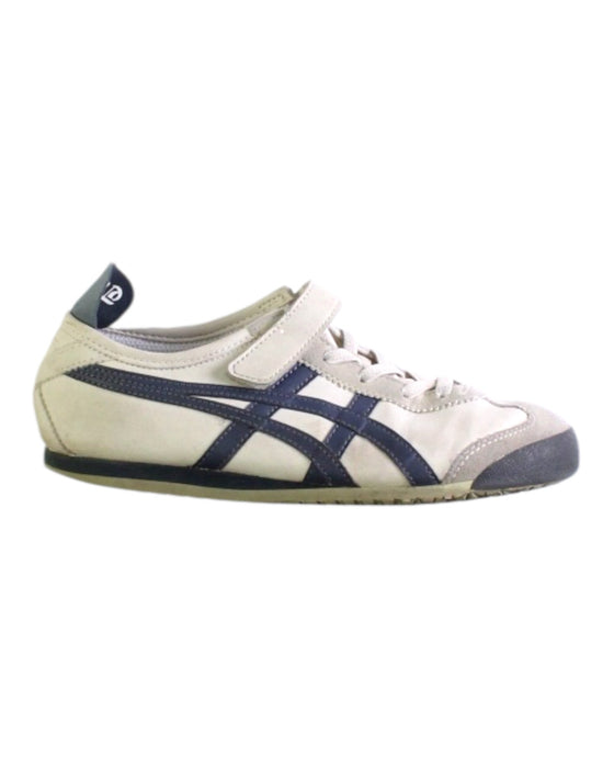 A Beige Sneakers from Onitsuka Tiger in size 10Y for neutral. (Front View)