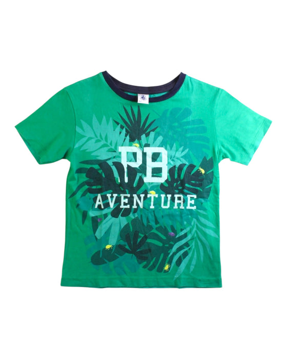 A Green Short Sleeve T Shirts from Petit Bateau in size 6T for boy. (Front View)