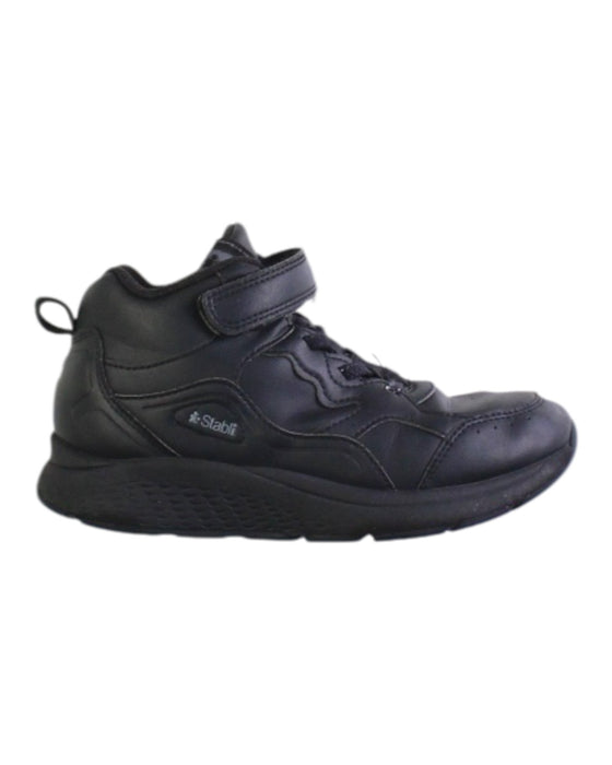 A Black Sneakers from Dr. Kong in size 7Y for boy. (Front View)