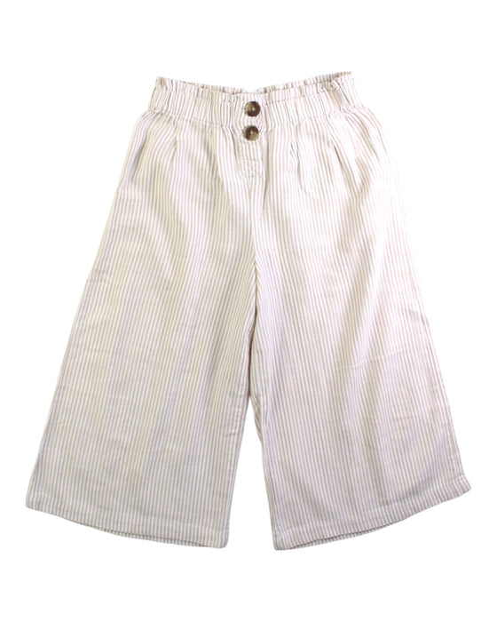 A White Casual Pants from Seed in size 5T for girl. (Front View)