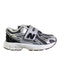A Grey Sneakers from New Balance in size 4T for neutral. (Front View)
