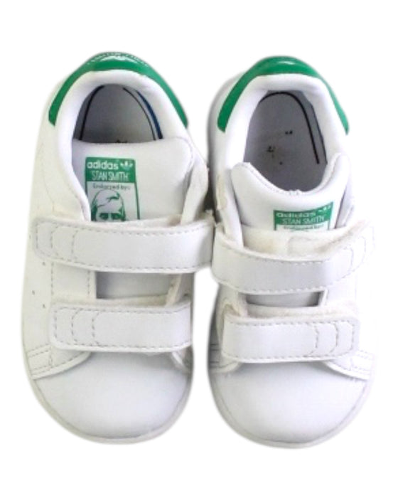 A White Sneakers from Adidas in size 12-18M for neutral. (Back View)