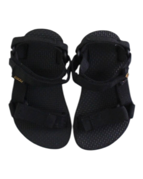 A Black Sandals from Teva in size 3T for neutral. (Back View)