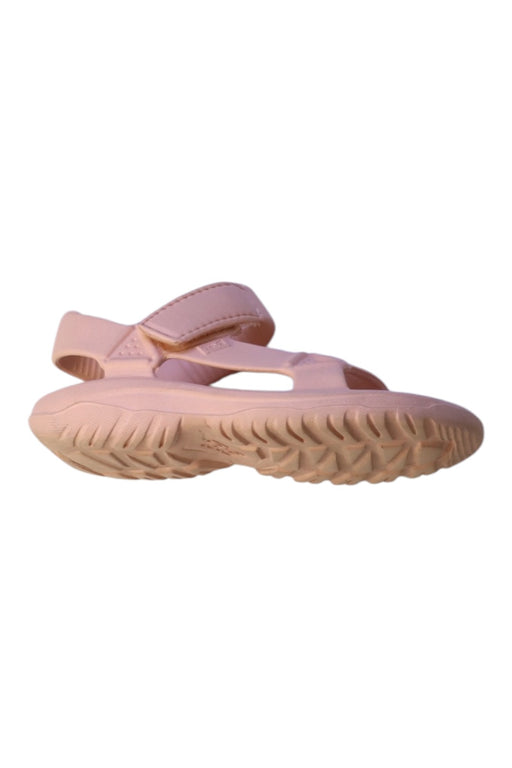 A Pink Sandals from Teva in size 5T for neutral. (Front View)