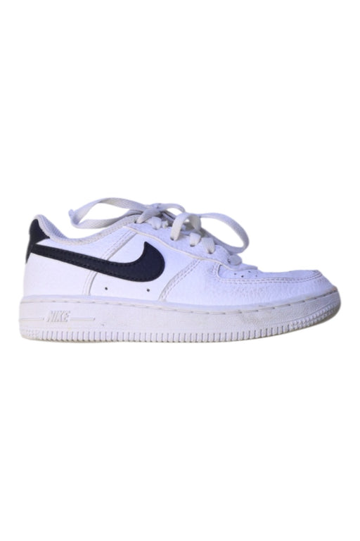A White Sneakers from Nike in size 5T for boy. (Front View)