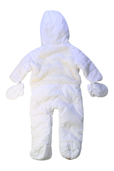 A White Puffer/Quilted Coats & Outerwear from Baker by Ted Baker in size 6-12M for girl. (Back View)