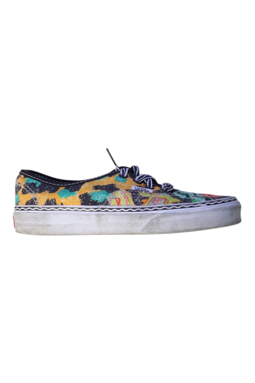 A Multicolour Sneakers from Vans in size 10Y for neutral. (Front View)
