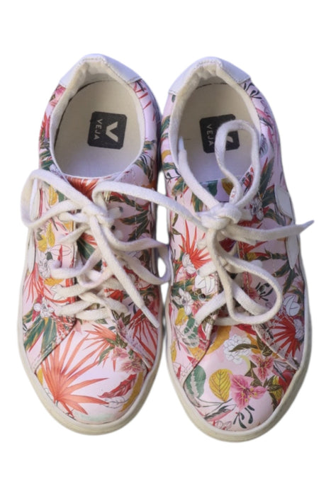A White Sneakers from Veja in size 7Y for girl. (Back View)
