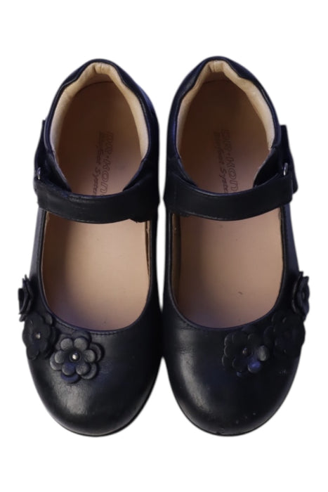 A Black Dress Shoes from Dr. Kong in size 6T for girl. (Back View)