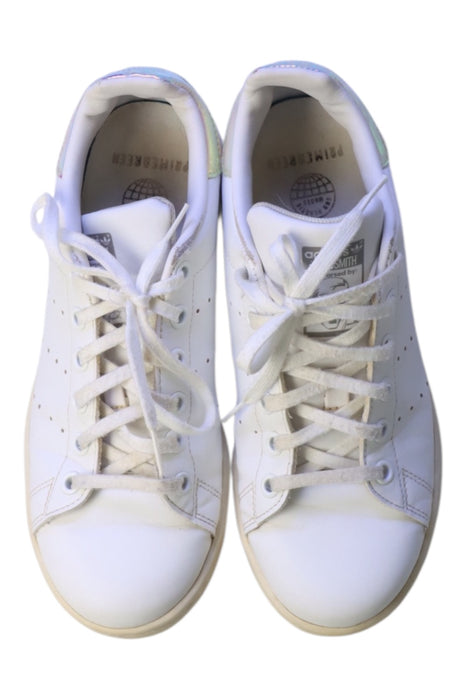 A White Sneakers from Adidas in size 12Y for boy. (Back View)