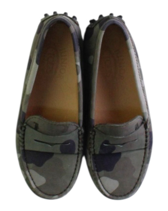 A Green Loafers & Moccasins from Tod’s in size 6T for boy. (Back View)