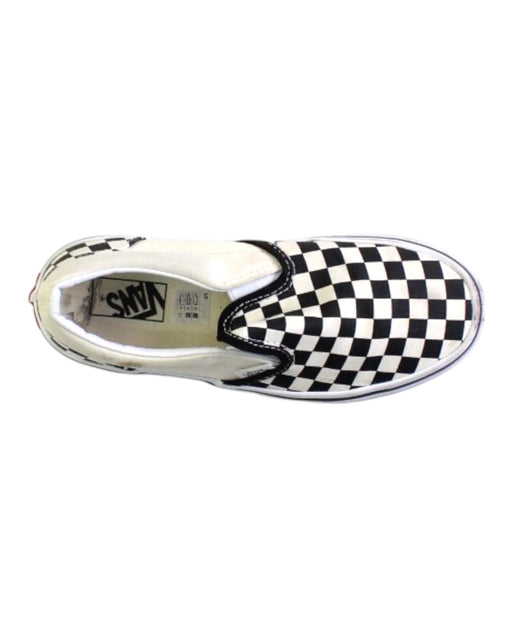 A Black Slip Ons from Vans in size 9Y for neutral. (Front View)