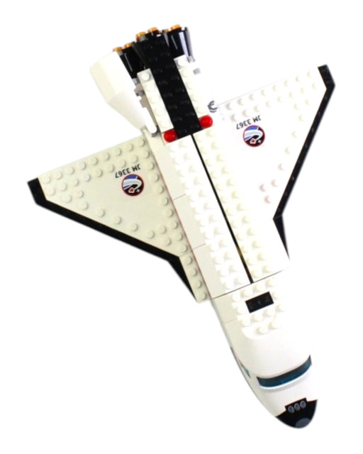 A White Lego & Building Blocks from LEGO in size 5T for boy. (Front View)