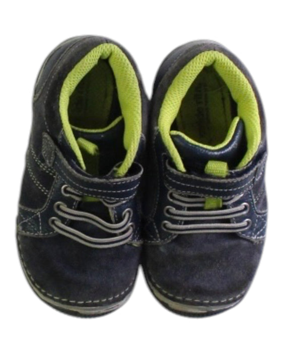A Blue Sneakers from Stride Rite in size 3T for boy. (Back View)