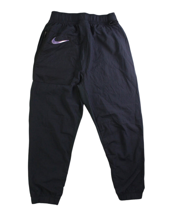 A Black Sweatpants from Nike in size 8Y for boy. (Back View)