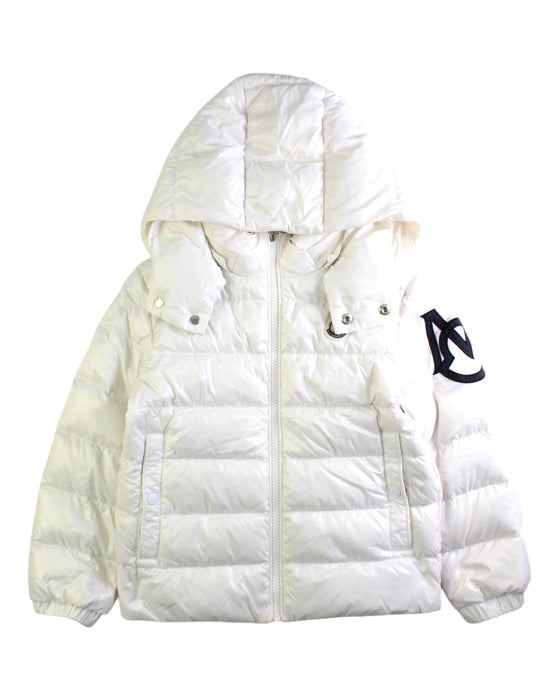 A White Puffer/Quilted Coats & Outerwear from Moncler in size 6T for girl. (Front View)
