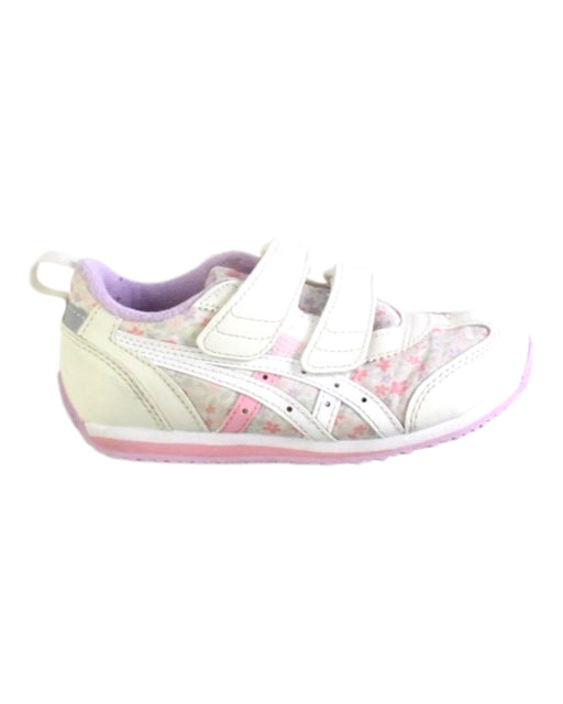 A Pink Sneakers from ASICS in size 5T for girl. (Front View)