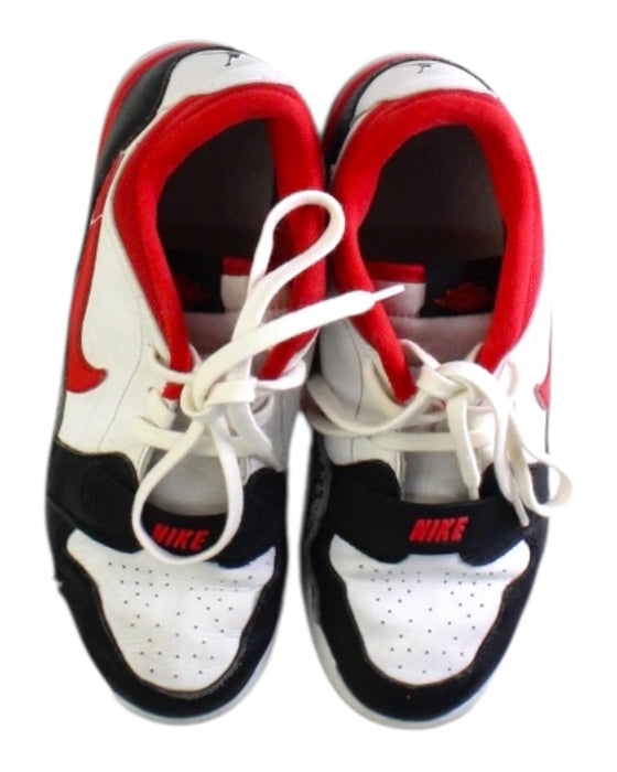 A Red Sneakers from Air Jordan in size 10Y for boy. (Back View)