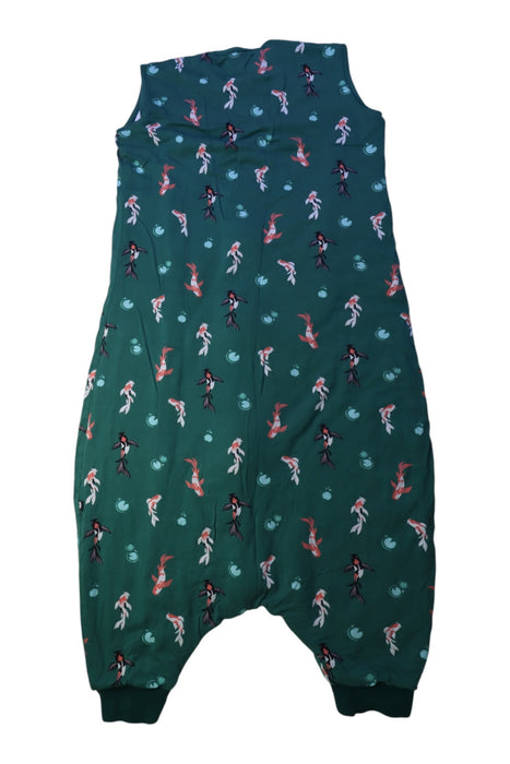 A Green Onesies from Kyte Baby in size 18-24M for neutral. (Back View)