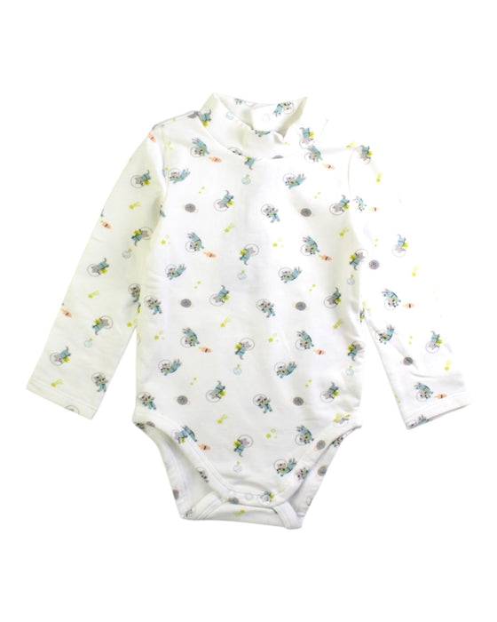 A White Long Sleeve Bodysuits from Sergent Major in size 18-24M for boy. (Front View)