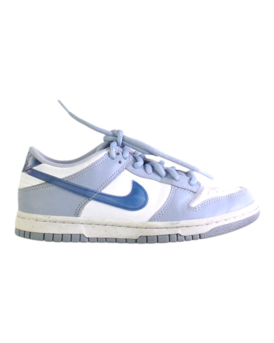 A Blue Sneakers from Nike in size 3T for girl. (Front View)