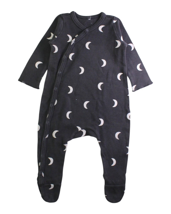 A Black Onesies from Organic Zoo in size 6-12M for boy. (Front View)