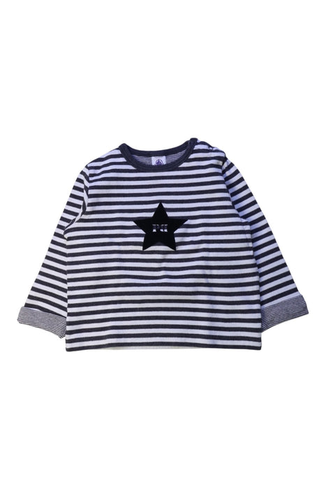 A White Long Sleeve T Shirts from Petit Bateau in size 3T for boy. (Front View)