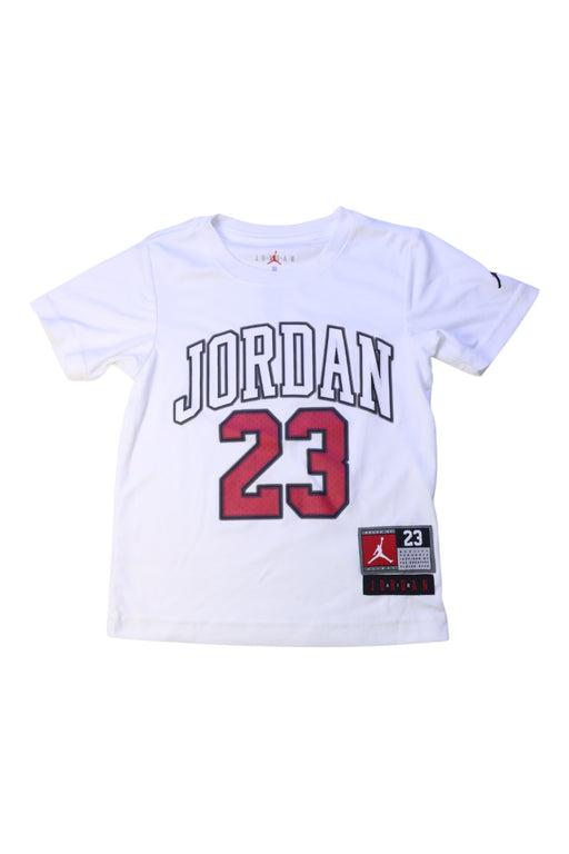 A White Short Sleeve T Shirts from Air Jordan in size 5T for boy. (Front View)