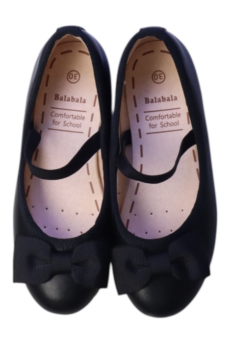 A Black Flats from Balabala in size 6T for girl. (Back View)