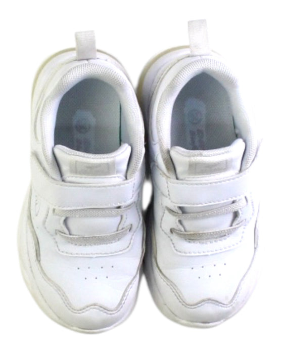 A White Sneakers from Dr. Kong in size 4T for neutral. (Back View)