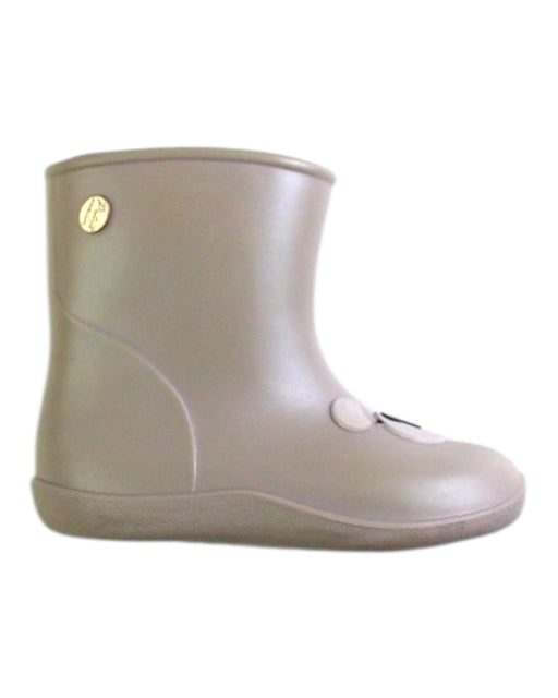 A Taupe Rain Boots from Petit Main in size 3T for girl. (Front View)