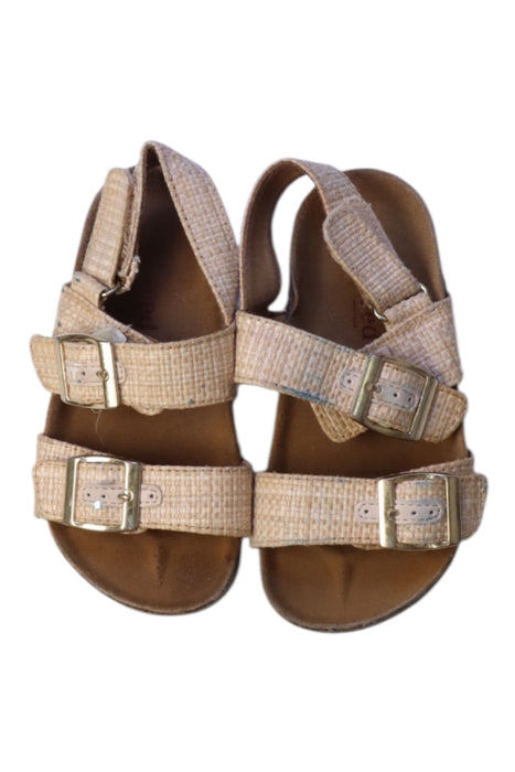A Beige Sandals from Seed in size 4T for girl. (Back View)