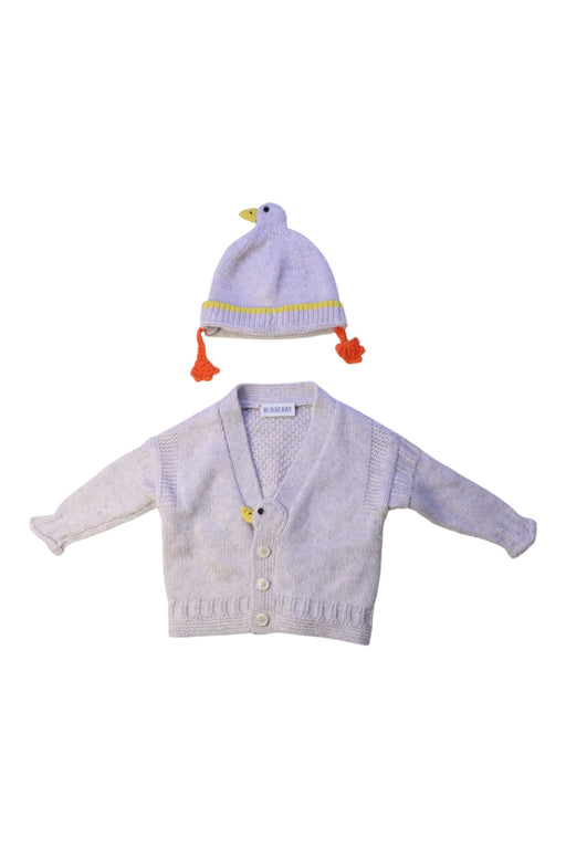 A Ivory Gift Sets from Burberry in size 0-3M for boy. (Front View)