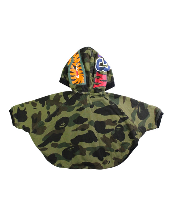 A Green Capes & Ponchos from BAPE KIDS in size 6-12M for girl. (Back View)
