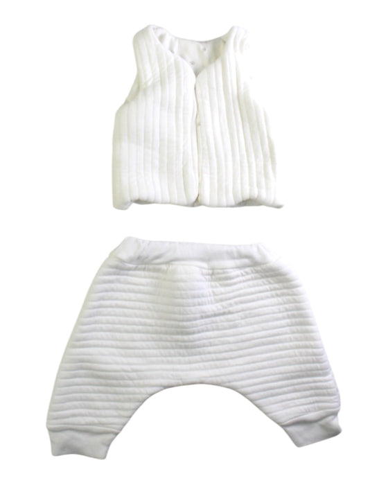 A White Pants Sets from Petit Bateau in size 0-3M for neutral. (Front View)