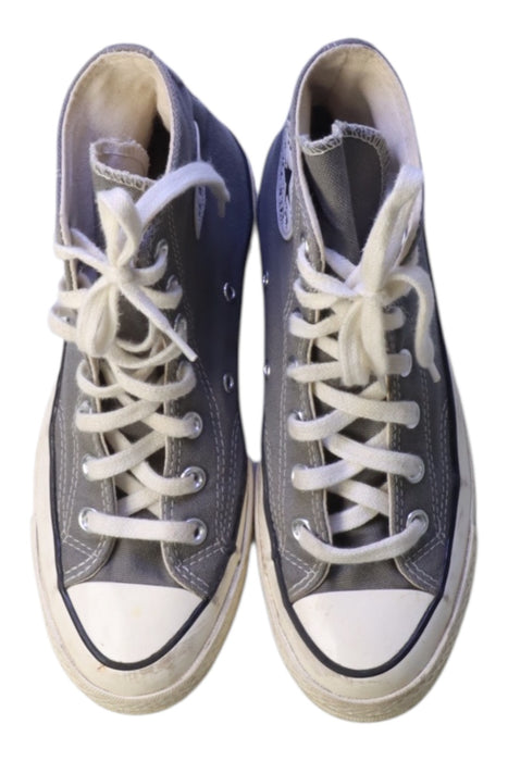 A Grey Sneakers from Converse in size 12Y for boy. (Back View)