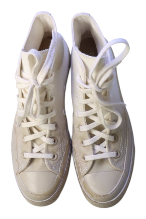 A White Sneakers from Converse in size 12Y for boy. (Back View)