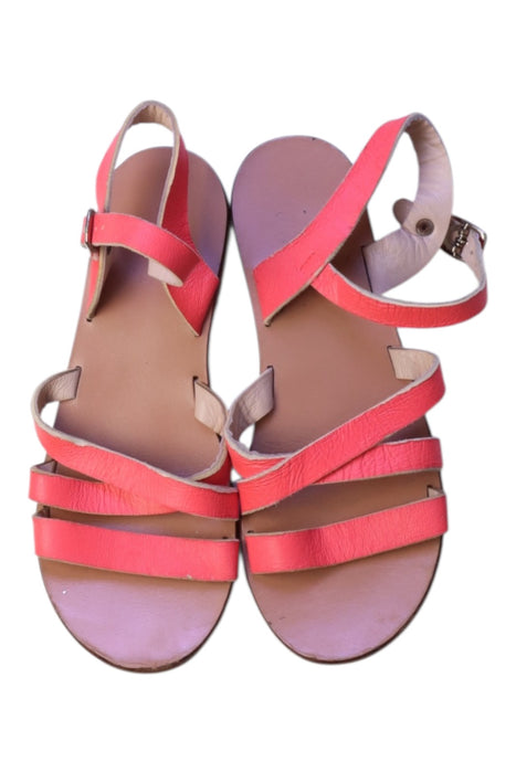 A Pink Sandals from Jacadi in size 5T for girl. (Back View)