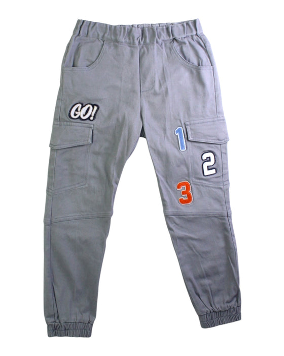 A Grey Sweatpants from Chickeeduck in size 5T for boy. (Front View)