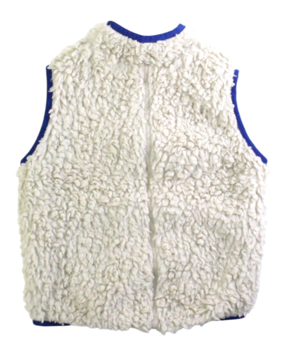 A White Outerwear Vests from Patagonia in size 2T for boy. (Back View)