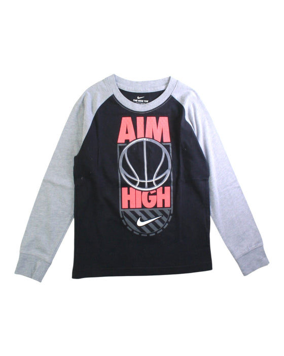 A Grey Long Sleeve T Shirts from Nike in size 6T for boy. (Front View)