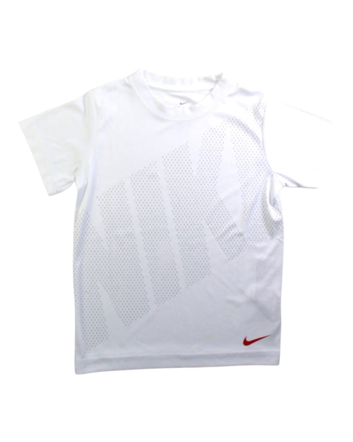 A White Short Sleeve T Shirts from Nike in size 5T for boy. (Front View)