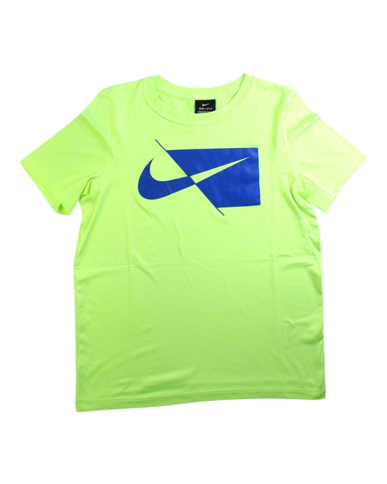 A Green Short Sleeve T Shirts from Nike in size 10Y for boy. (Front View)
