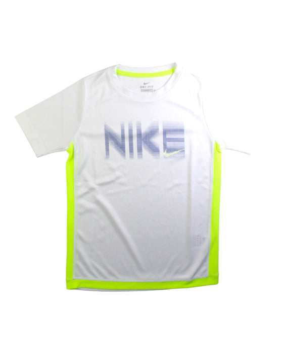 A White Short Sleeve T Shirts from Nike in size 10Y for boy. (Front View)