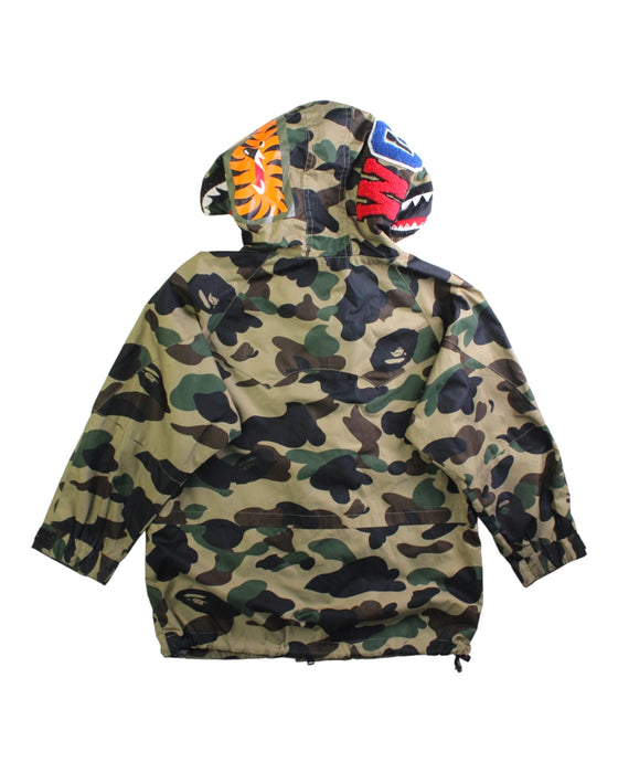 A Green Puffer/Quilted Coats & Outerwear from BAPE KIDS in size 4T for boy. (Back View)
