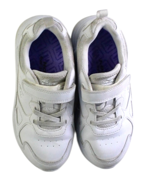A White Sneakers from Dr. Kong in size 7Y for girl. (Back View)