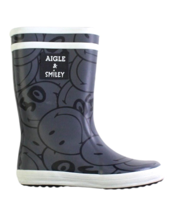 A Black Rain Boots from Aigle in size 3T for neutral. (Front View)